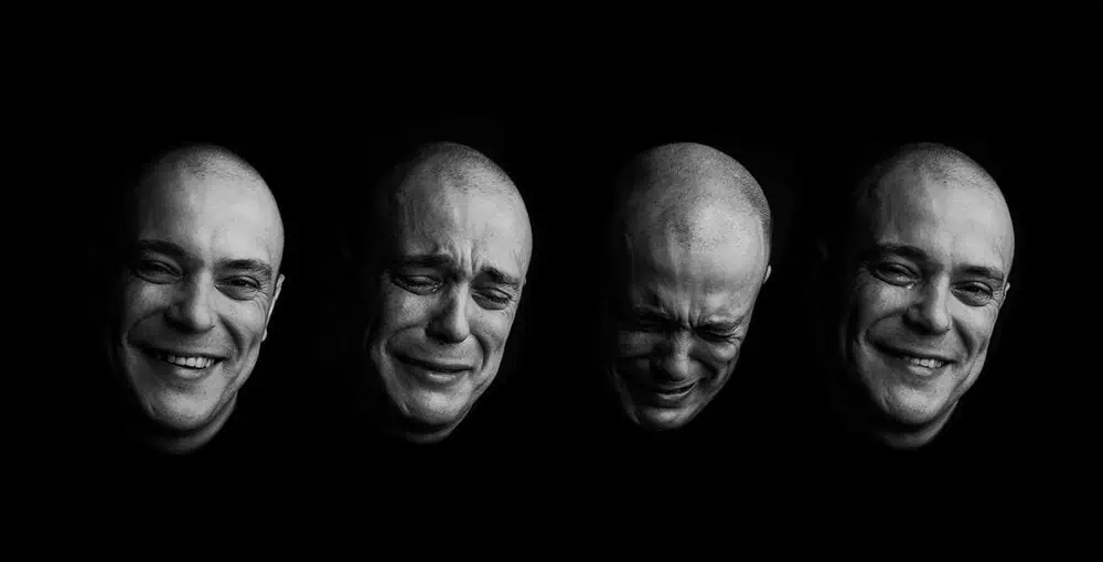 Retrato en blanco y negro en el estudio