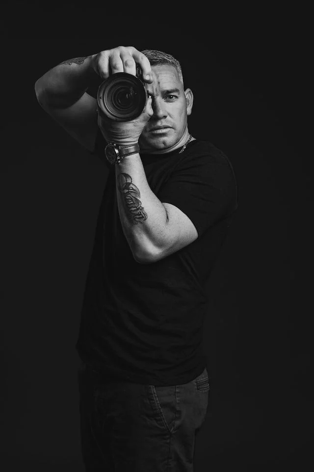 Miguel, retrato de estudio
